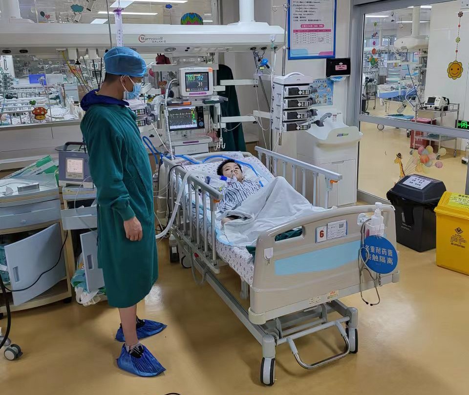 内江跨省救护车出租公司